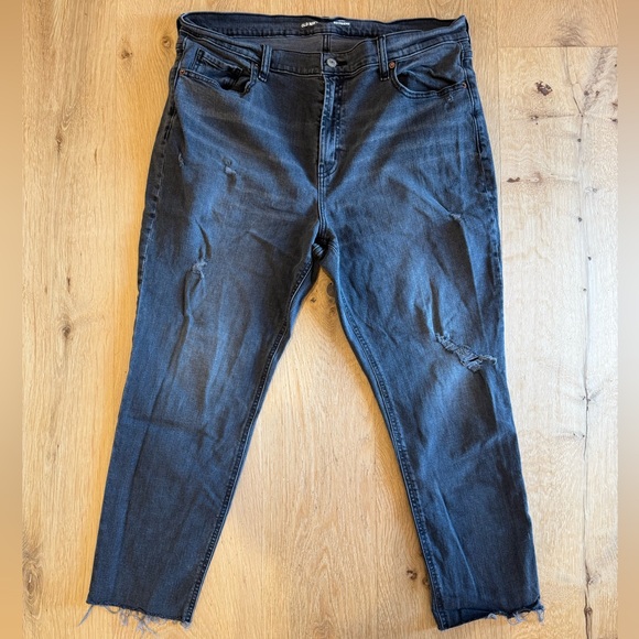 Old Navy Denim - Old Navy Women's Black Distressed Midrise Boyfriend Jeans Size 16